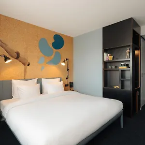 Conscious The Tire Station Otel